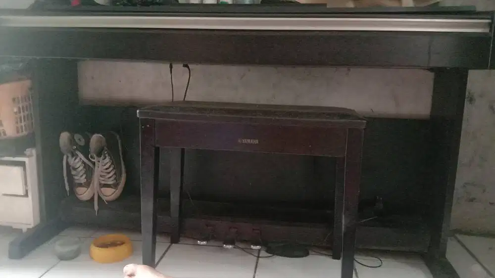 Piano Digital Yamaha YDP-142R