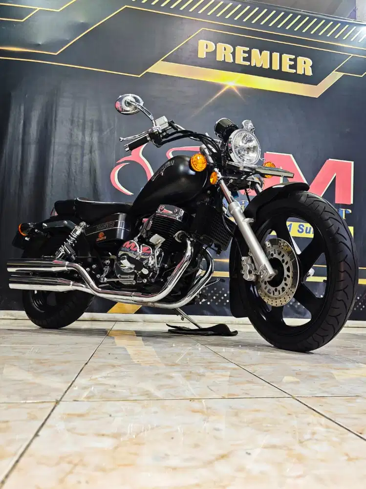 Benelli PE 250cc  2cilinder super moge murah.Anugerah motor rungkut