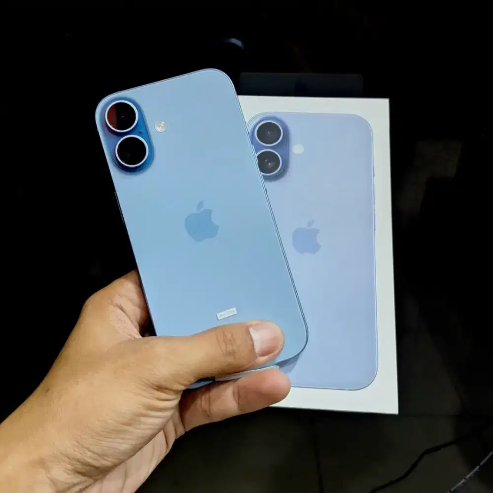 iPhone 17 256gb iBox garansi November 2026