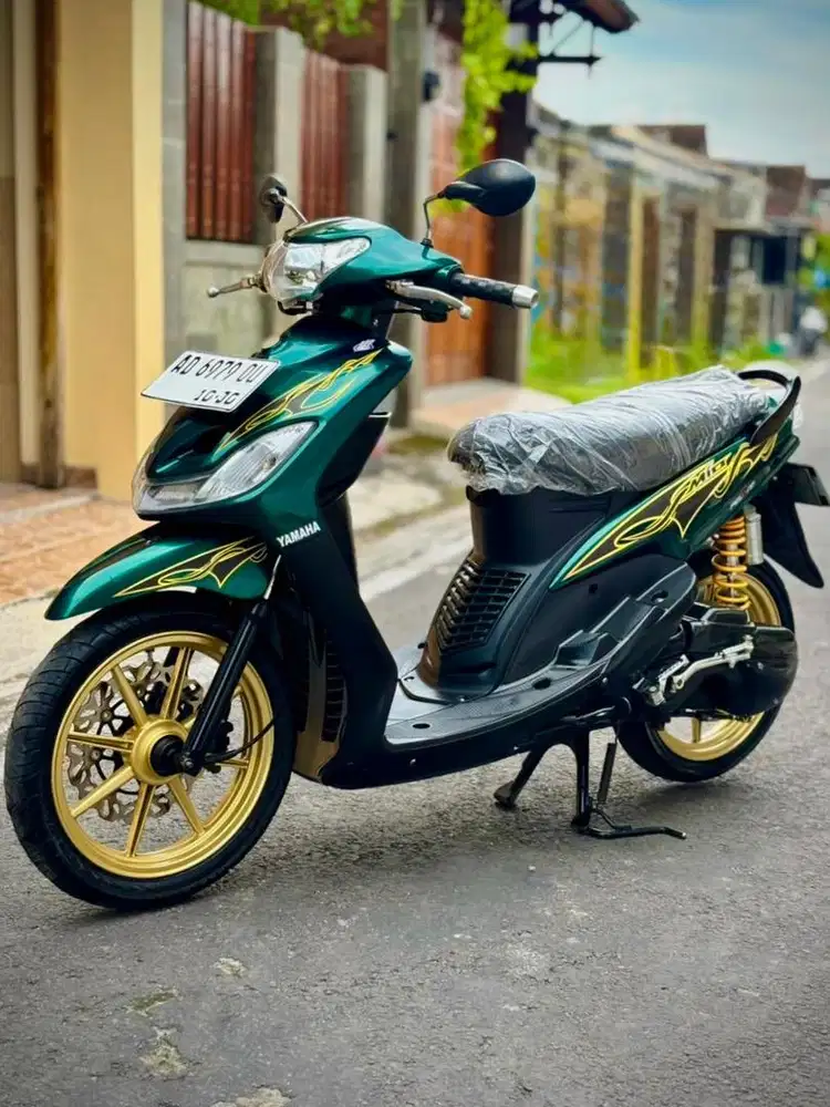 Yamaha MIO SPORTY MODIS MOONLIGT GREEN STD PERFORMANCE
