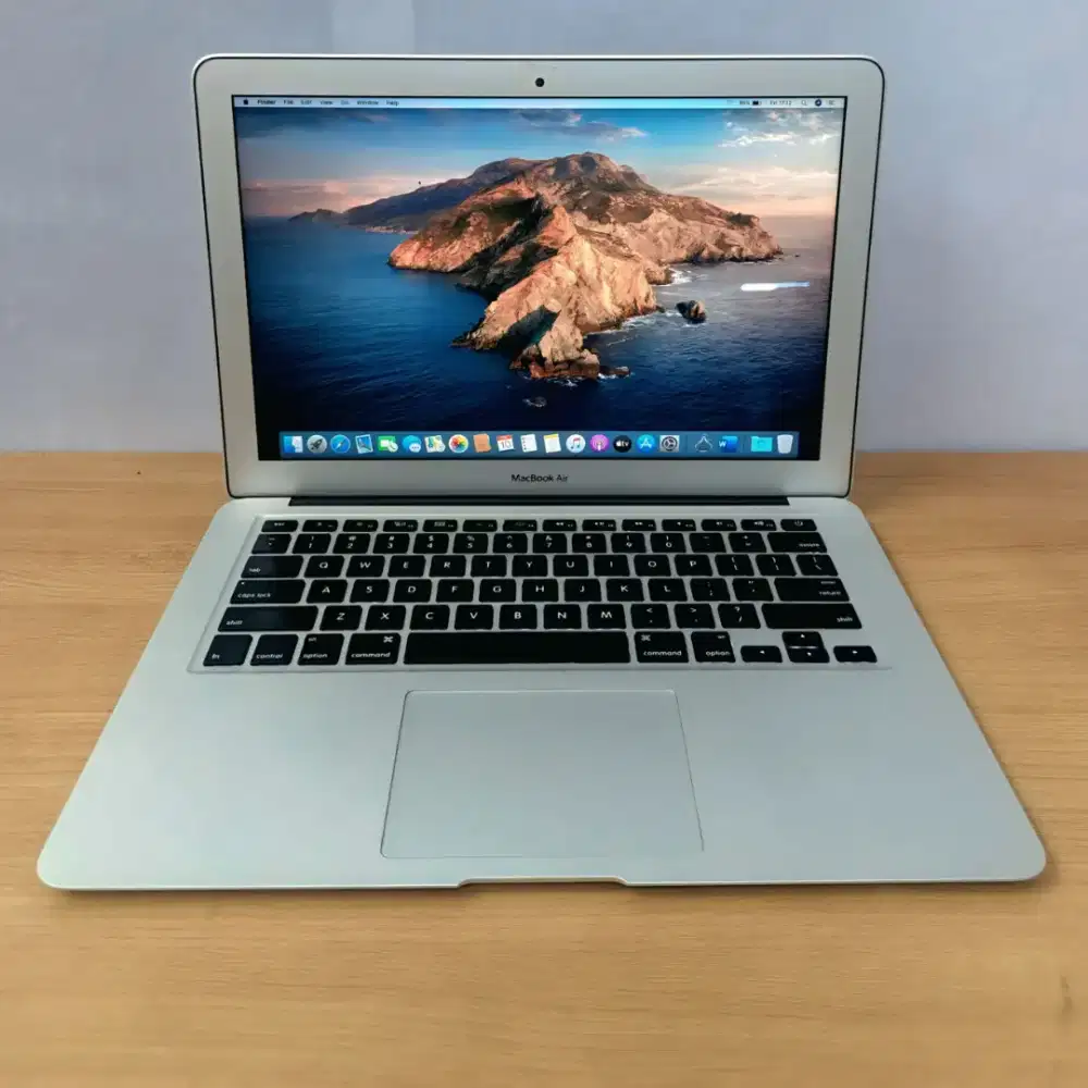 Macbook air 2017 13 core i5 8GB/128GB SSD Mulus No minus