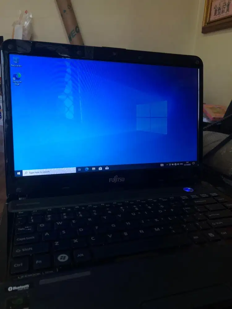 Laptop Fujistu Lifebook LKH532