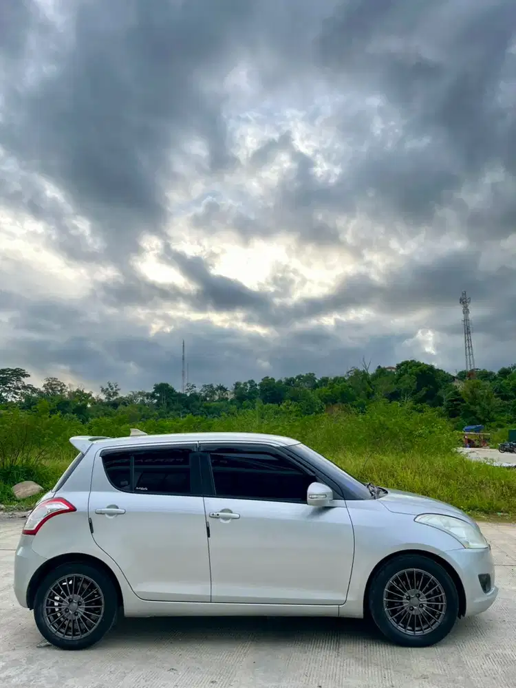 Suzuki Swift 2014 Bensin