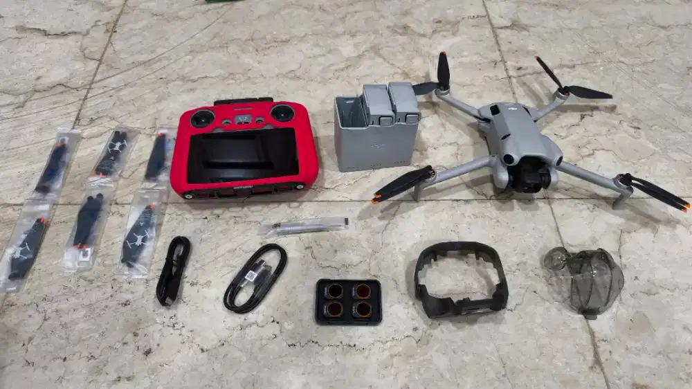 DRONE DJI Mini 4 pro Combo