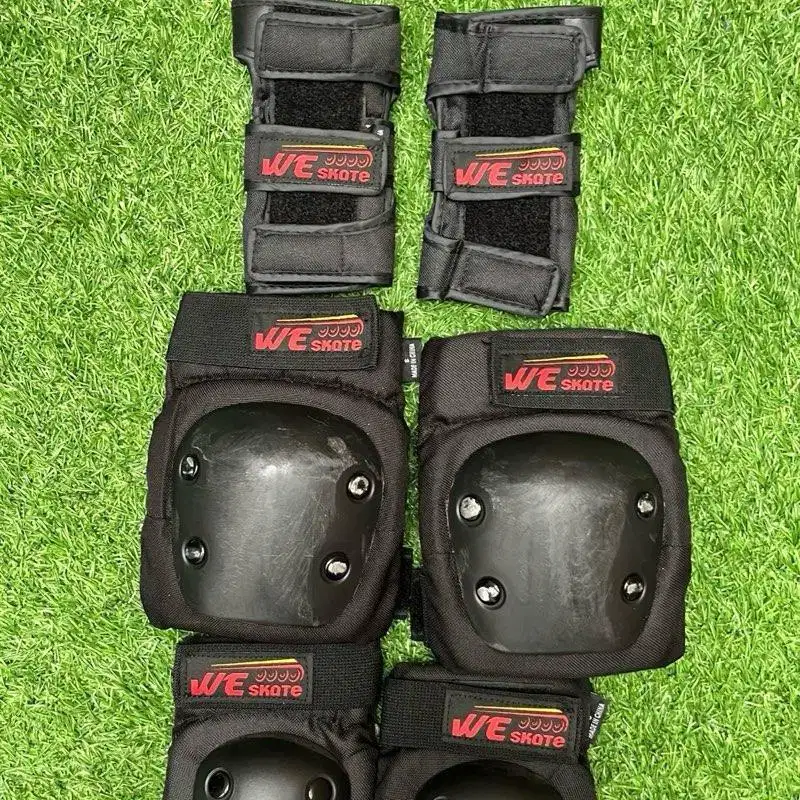 Dekker sepatu roda skate board pelindung lutut sikut elbow tangan