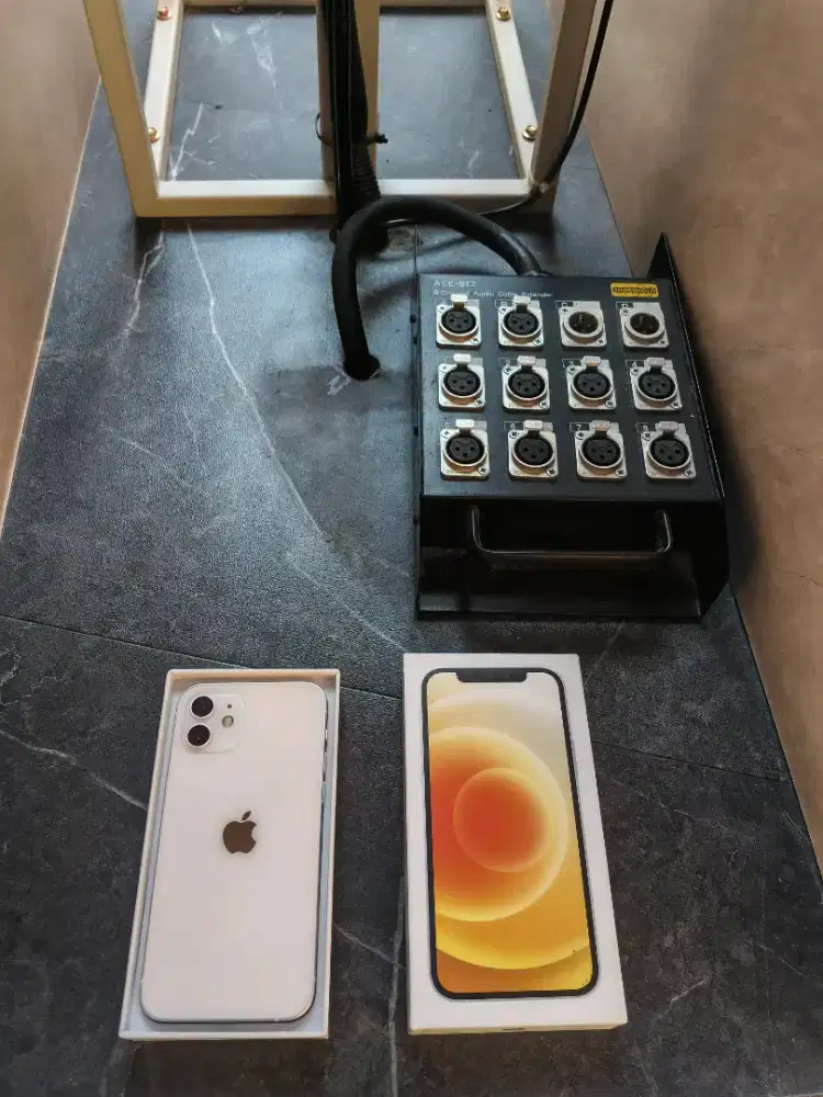 Iphone 12 128gb kali ini baru