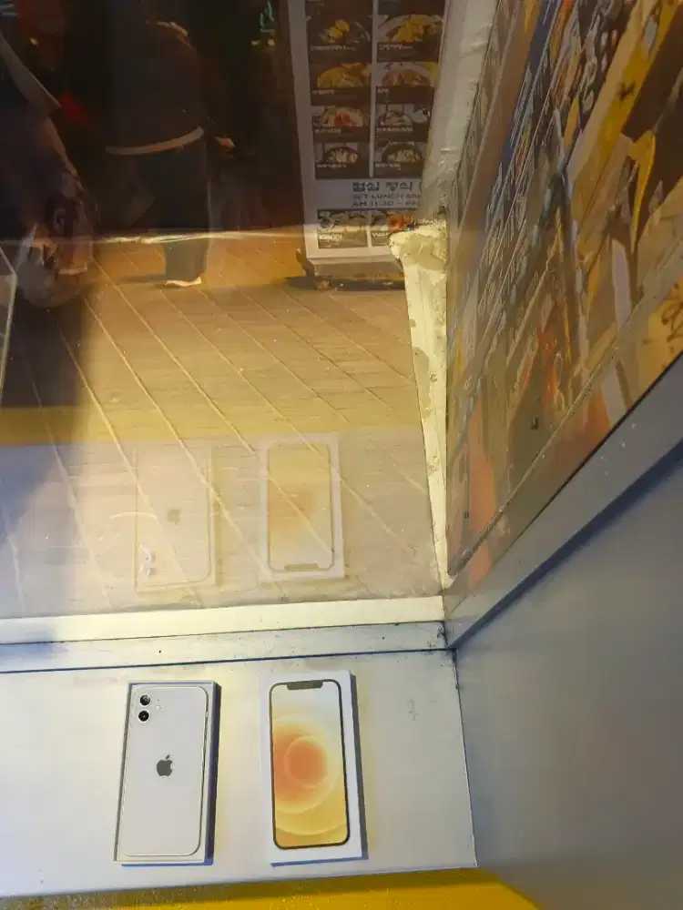 Iphone 12 128gb selama masih baru