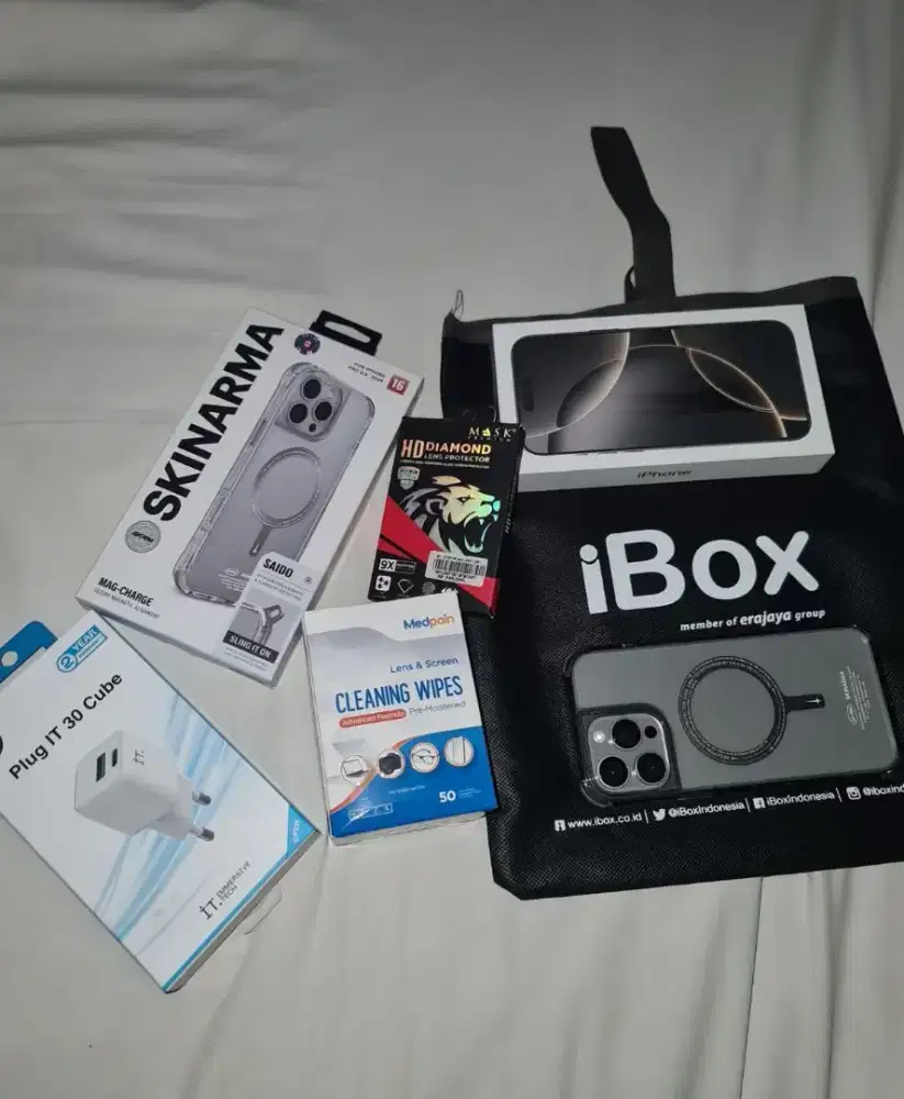 iPhone 16promax 256gb super mulus. Like new