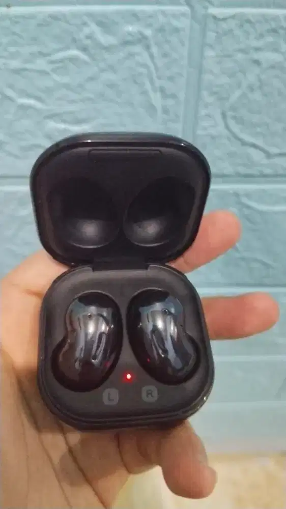 Di jual headset bluetooth samsung ori,