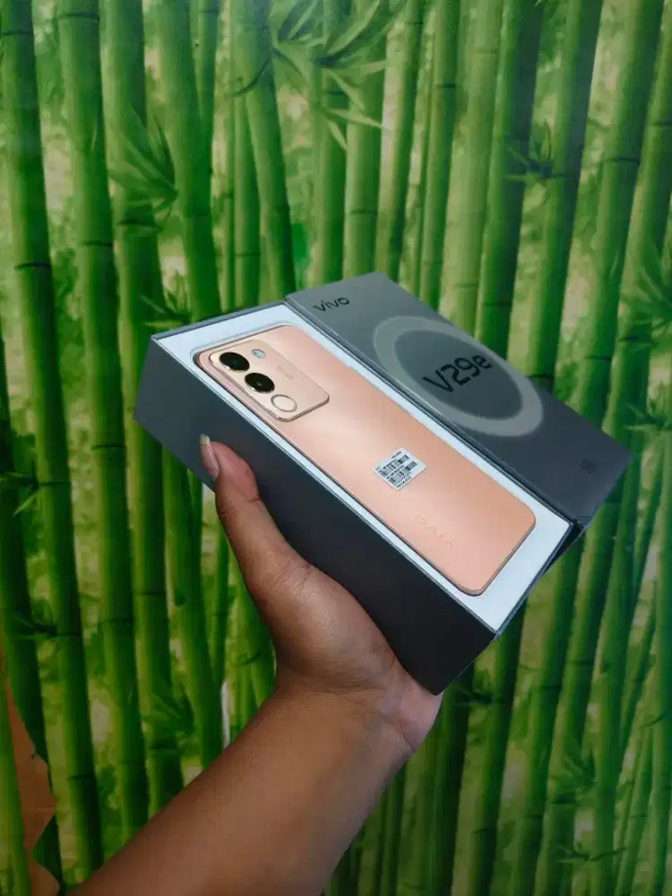 Vivo V29e 8/256 lengkap original no minus