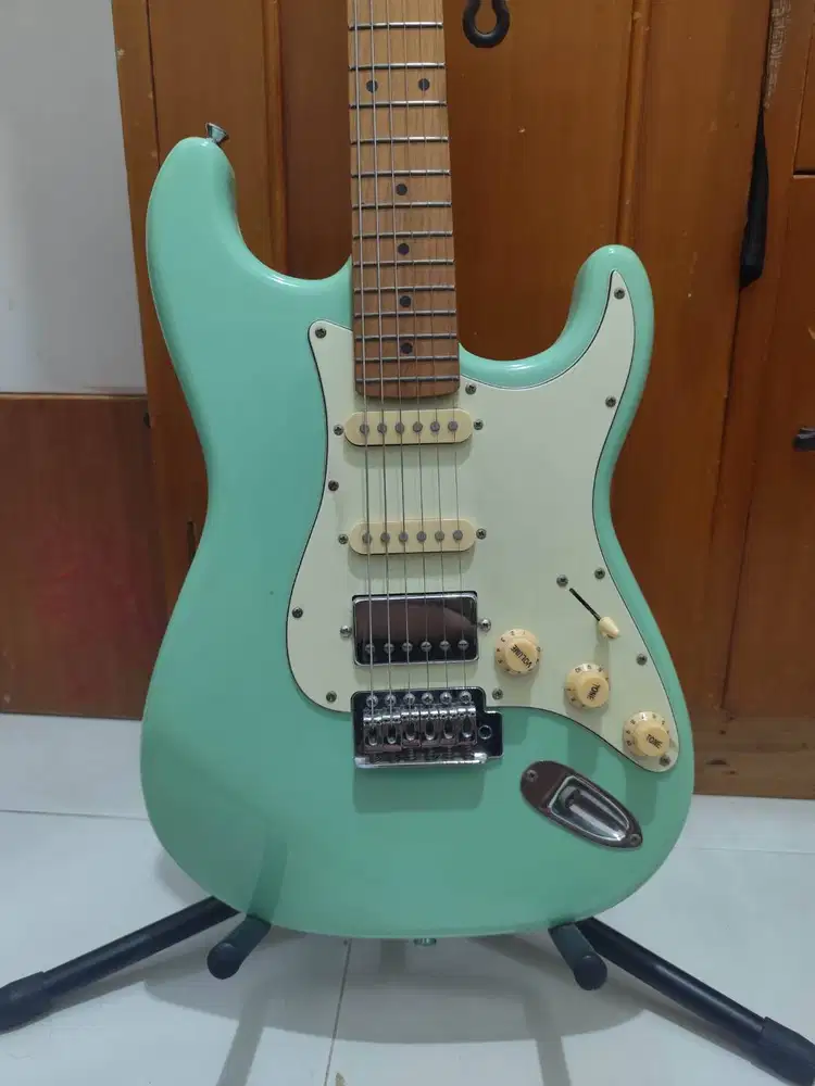 Gitar sqoe sest600 + ampli Laney LX20R