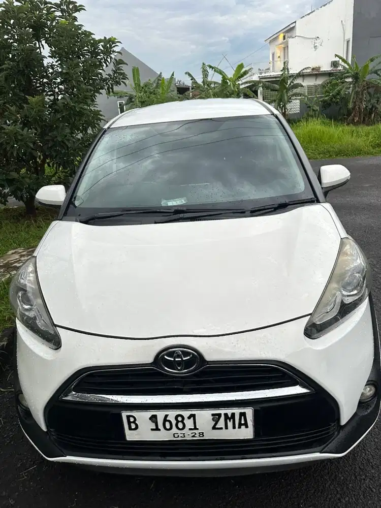 Toyota Sienta 2016 Bensin