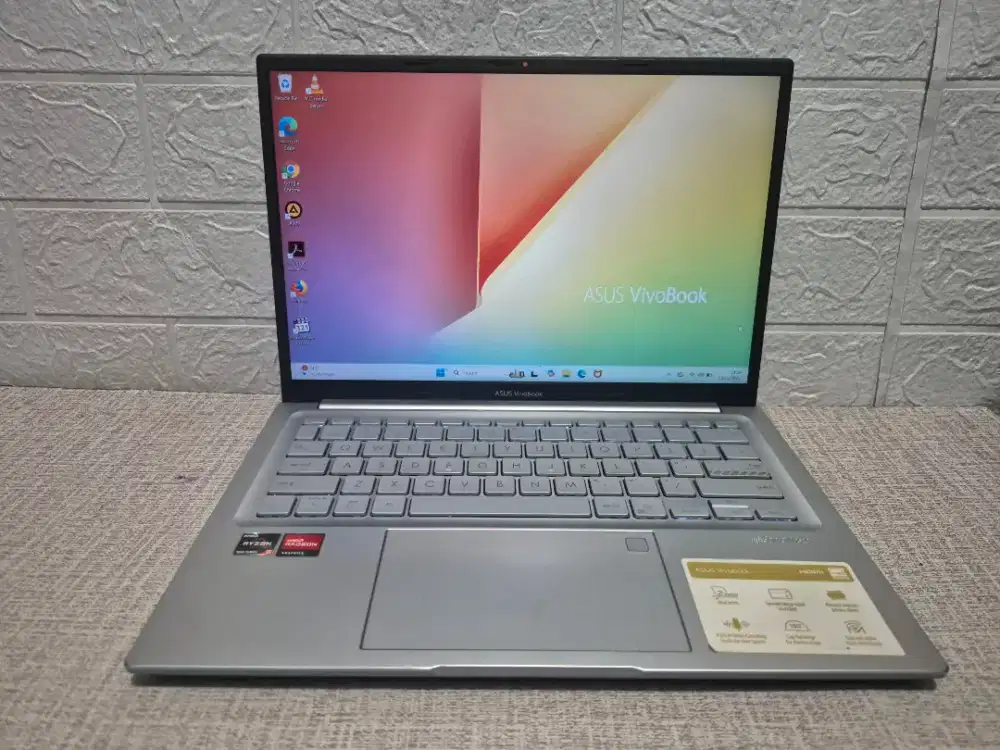 Asus vivobook ryzen 5 7430 8/512 garansi panjang