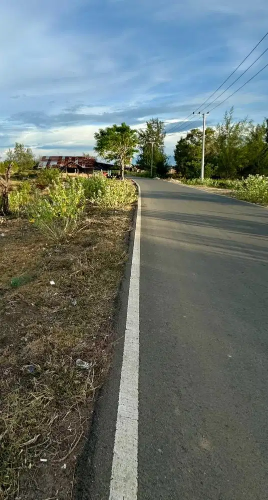 Di jual tanah 1400 meter samping jalan aspal