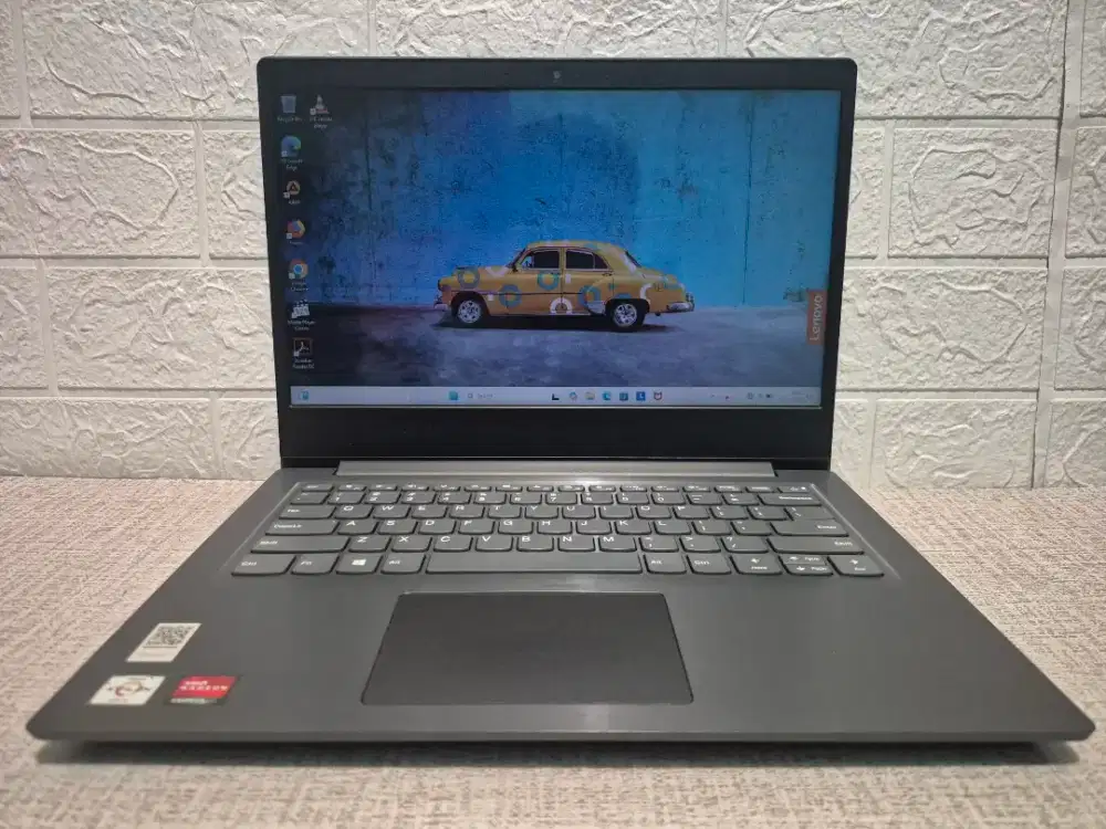 Lenovo amd athlon gold 8/512gb vga 2gb mulus