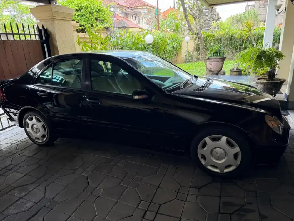 Mercedes Benz C240 W203 AT Sport 2005 Black on Grey