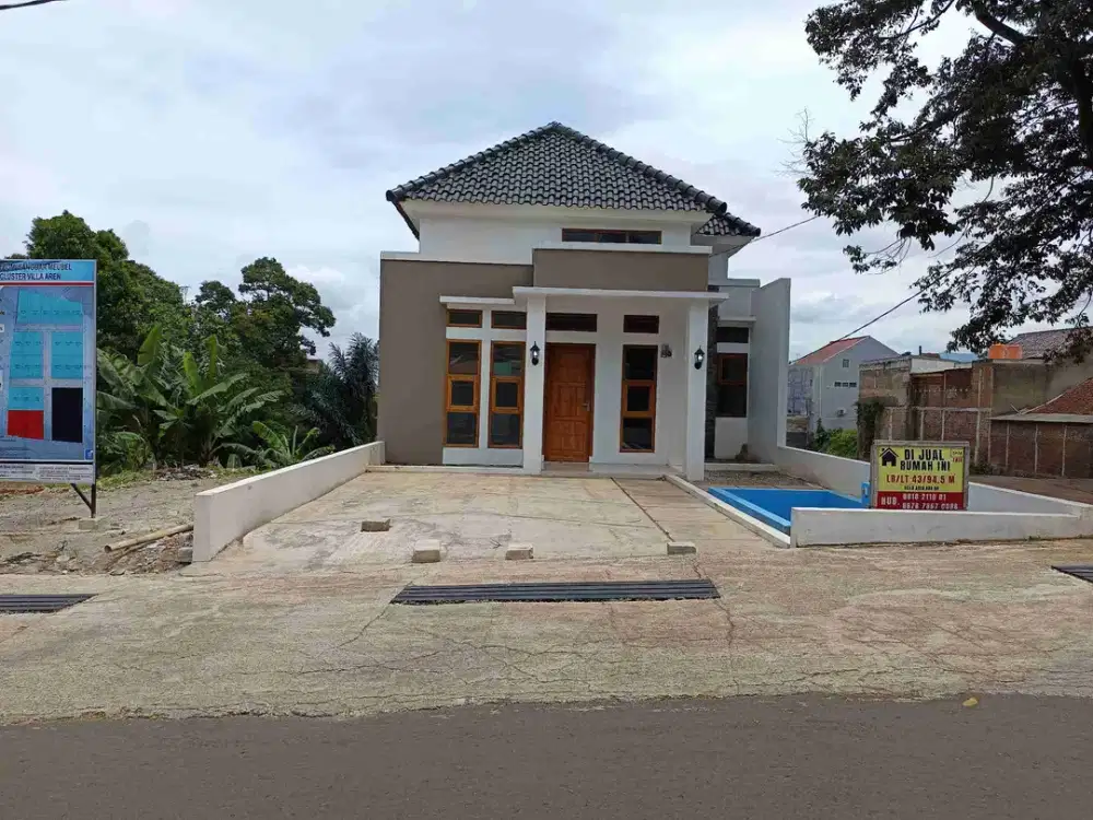 Rumah pinggir jalan dekat kota bandung