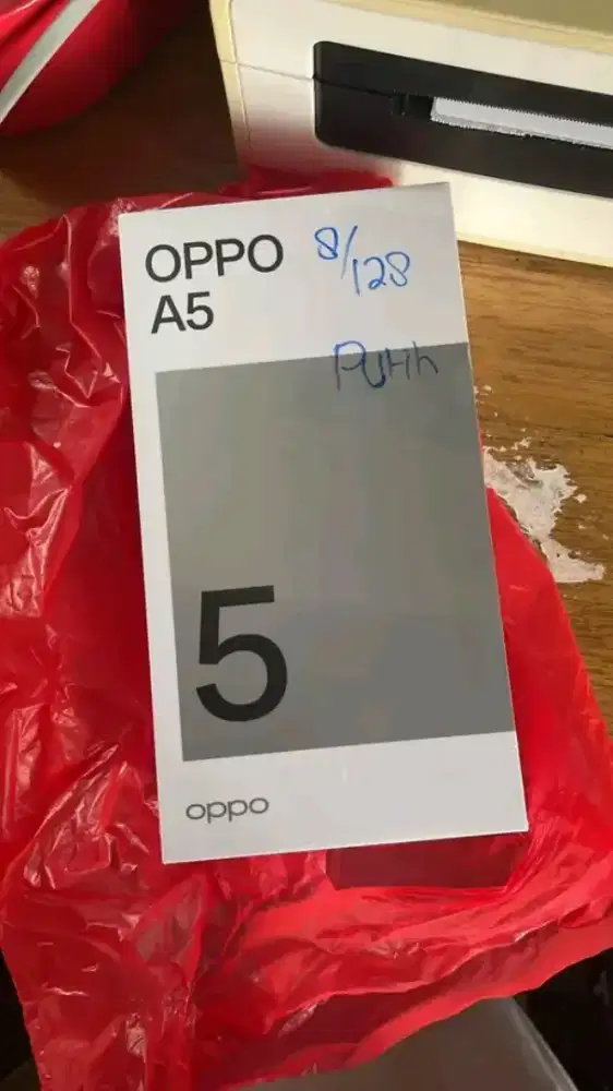 Oppo a5 segel ORI yah. Nota ada.8/128