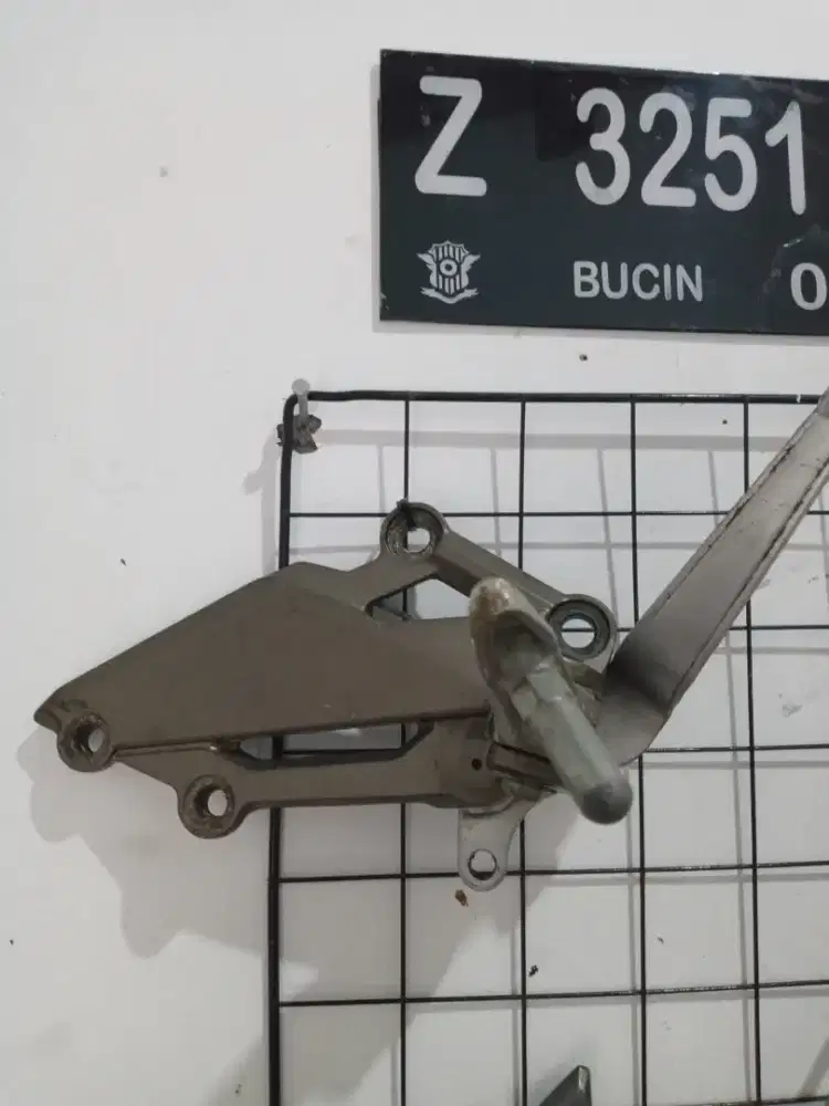 Footstep Depan Ninja 250 Fi/ ZX 250 Fi Copotan