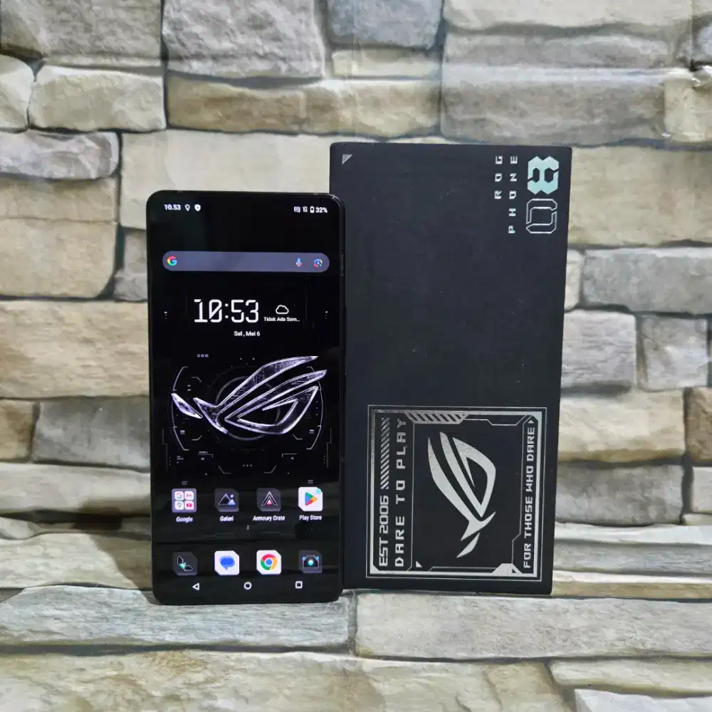 Asus Rog Phone 8 Ram 12/256 5G Fullset Segel Normal Mulus 98% Garansi