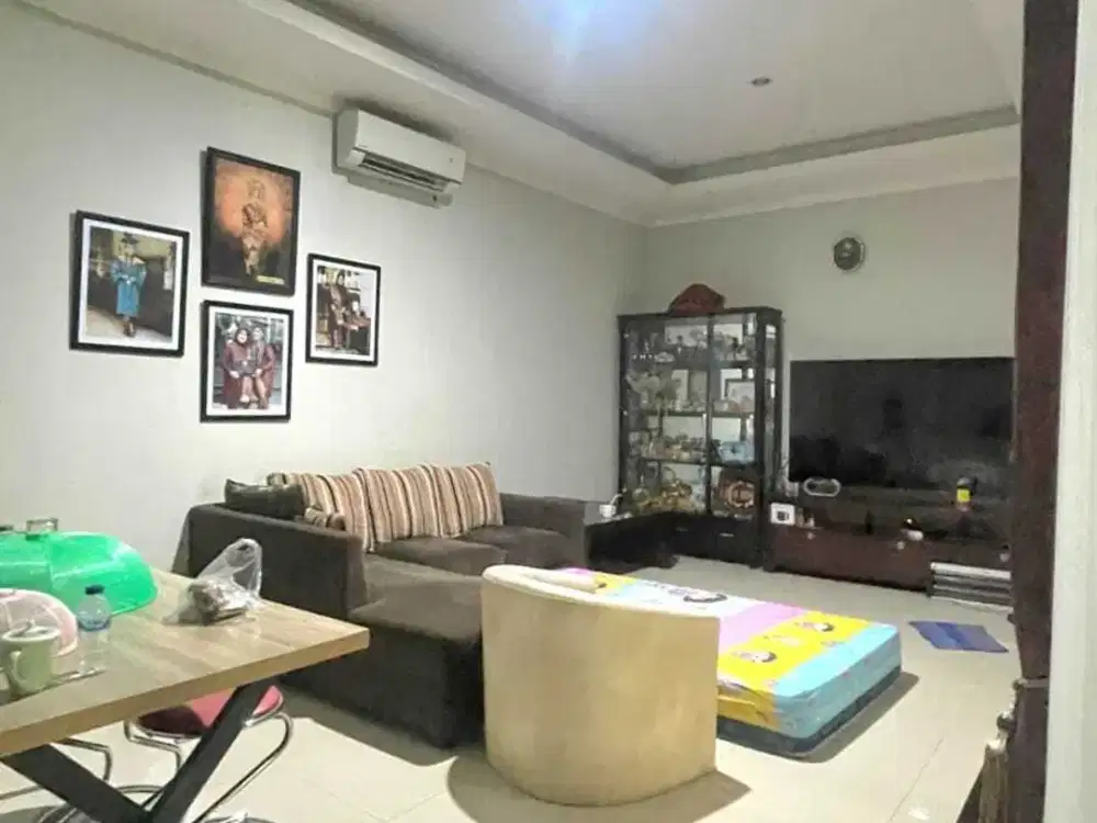 Dijual Rumah American Classic di Kebayoran Bintaro Jaya