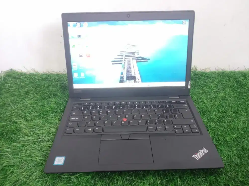 LAPTOP 3 JUTAAN LENOVO THINKPAD L380 Core i7