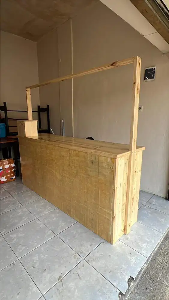 Meja bar + laci kasir