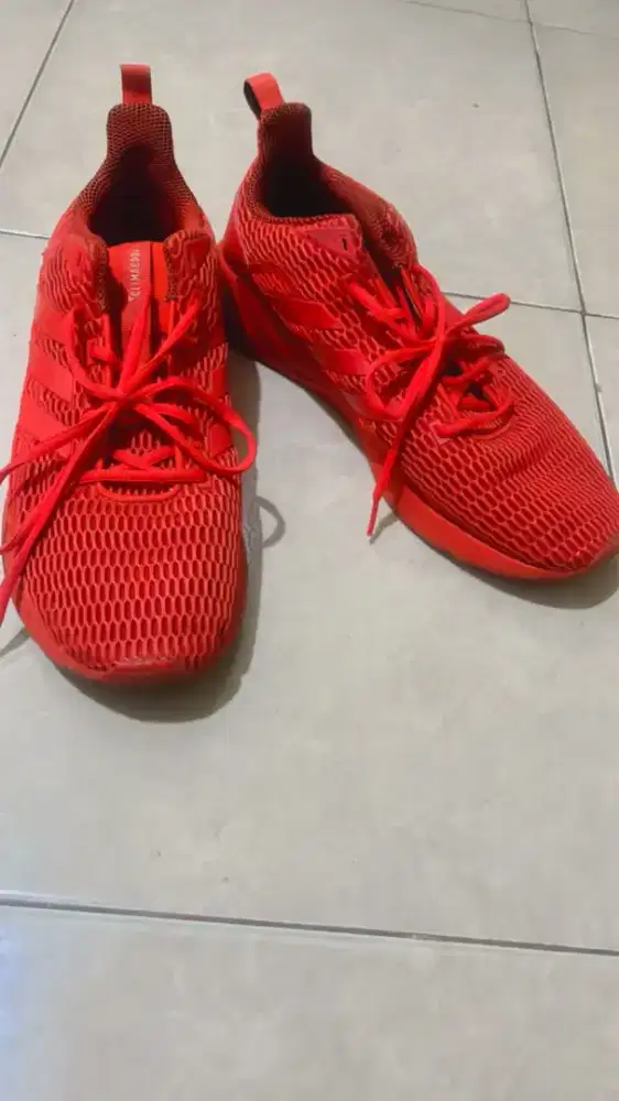 Sepatu basket murah