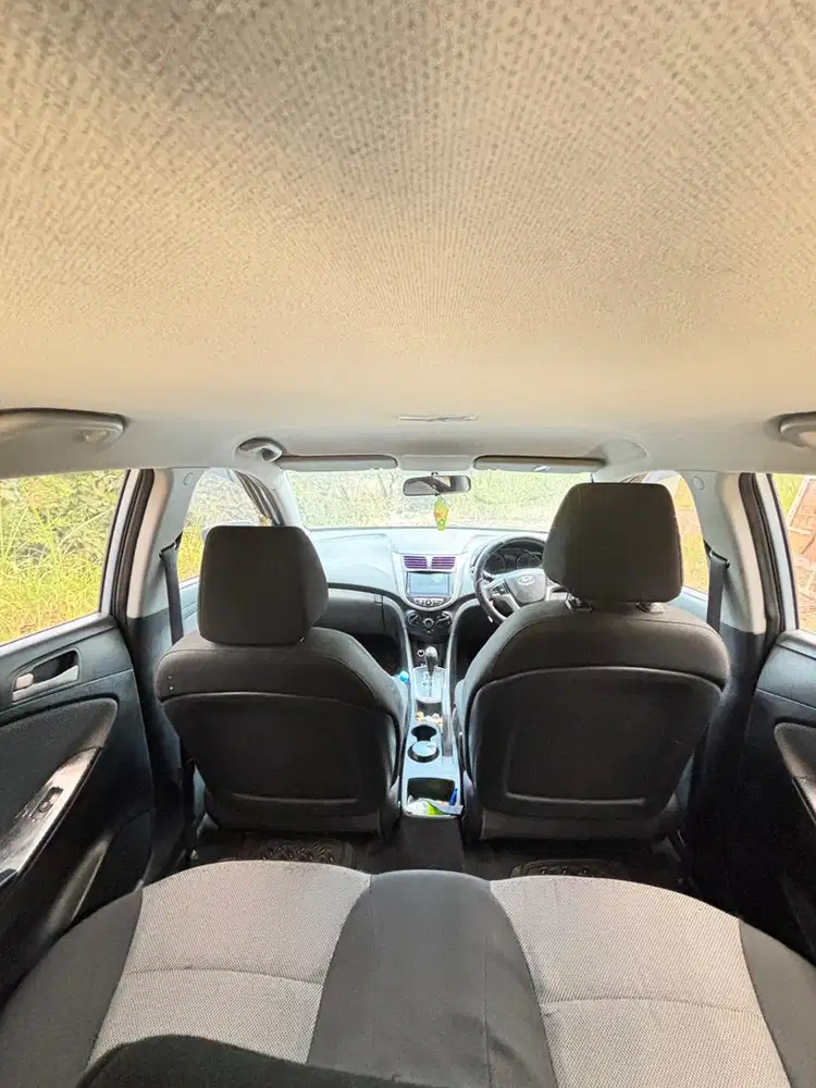 Hyundai Grand Avega 2011 Bensin