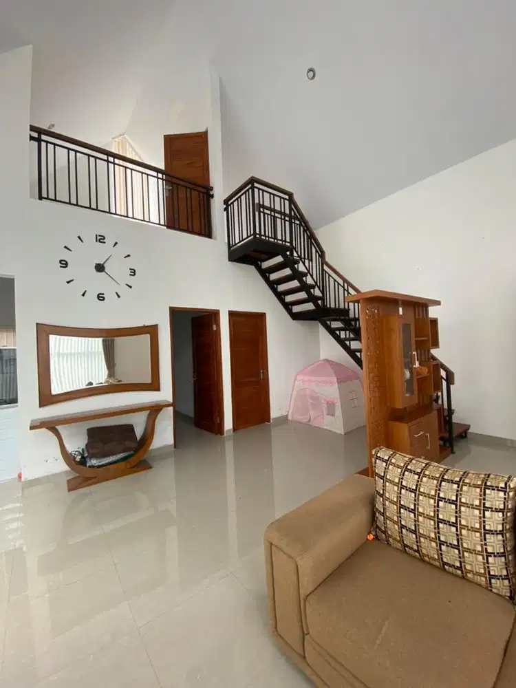 Disewakan rumah fasilitas lengkap