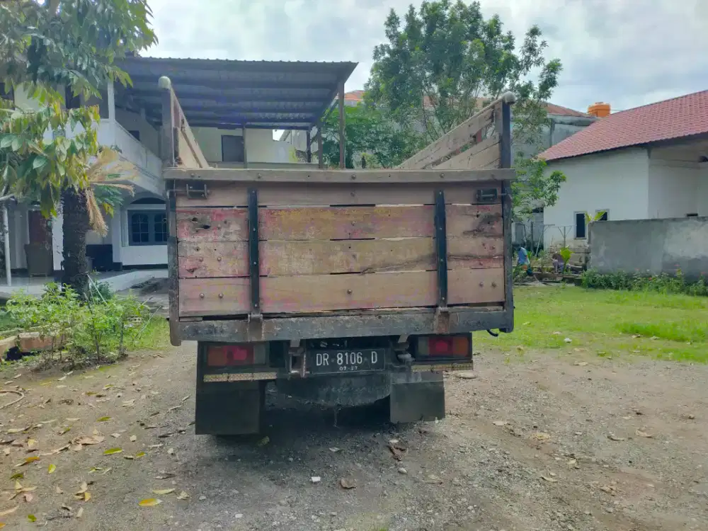 JUAL ISUZU ELF 135PS TRUK MURAH