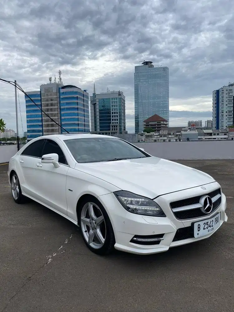 Mercedes benz CLS350 AMG