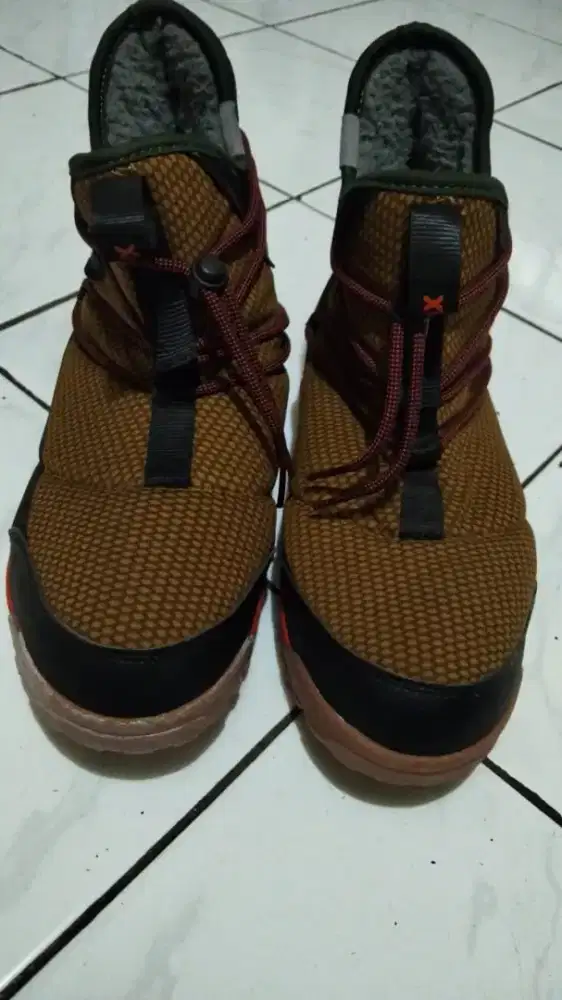 Sepatu boots Xtratuf