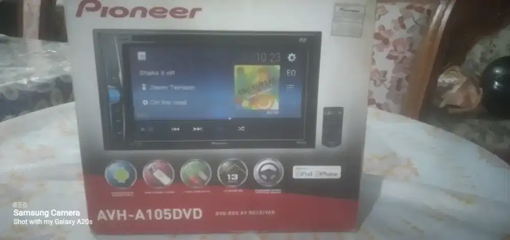 HEAD UNIT DBL DIN PIONEER AVH-A105 DVD