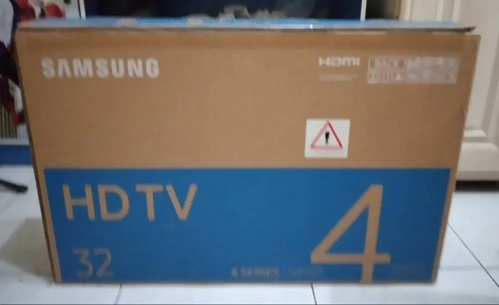 TELEVISI LED SAMSUNG 32