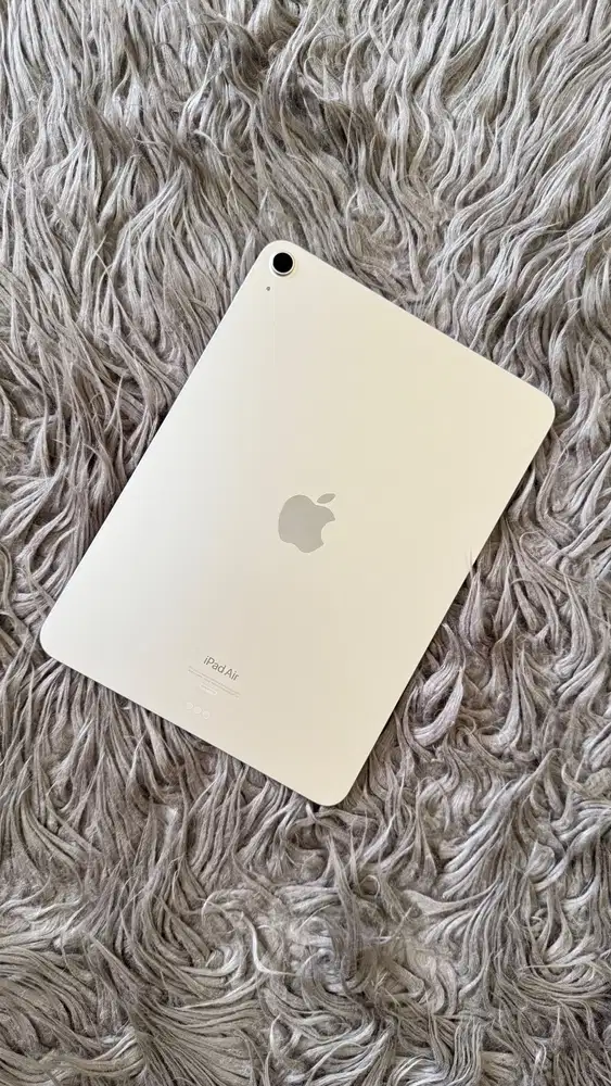Dijual Ipad Air 11 (M2) 4th Gen 128 GB Starlight