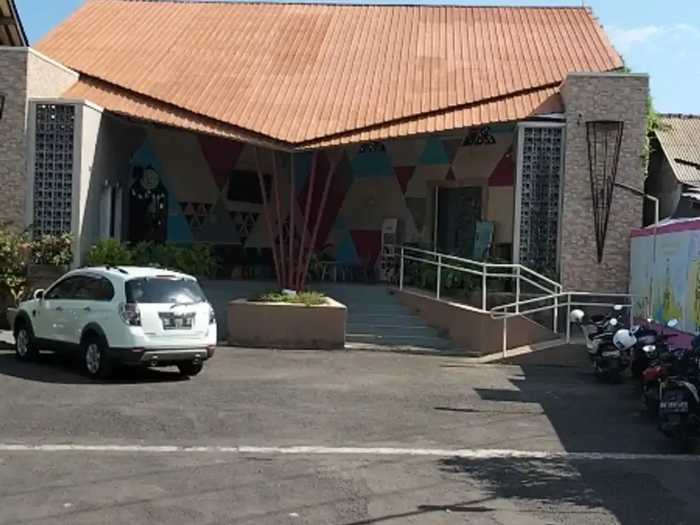 Di sewakan tanah 10 are Gedung 2 Lt by Pass Ida Bagus Mantra Bali