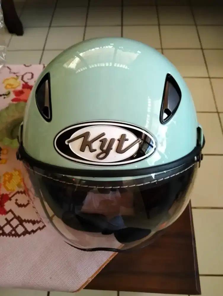 KYT elsico Gren glossy zise m mlusss gresss pemakaian seminggu