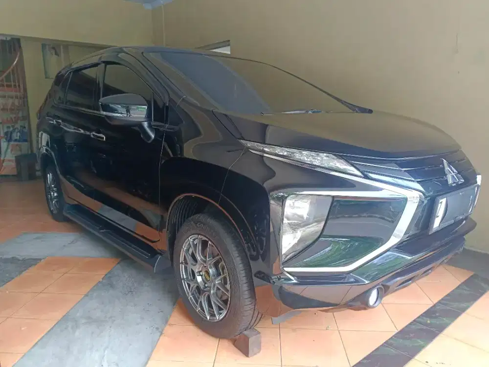 Bismillah numpang jual butuh Xpander mt. No tdk hitam.