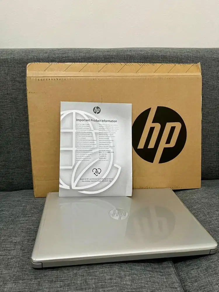 Laptop HP FQ2002AU
