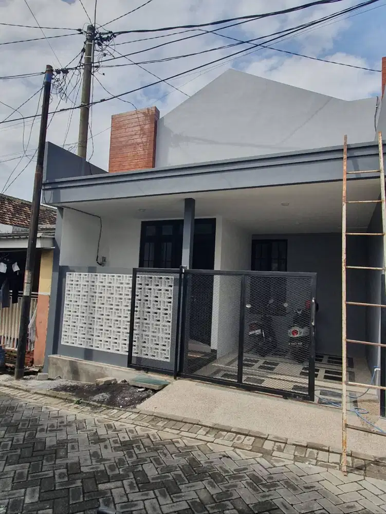 RUMAH BARU DIKONTRAKKAN