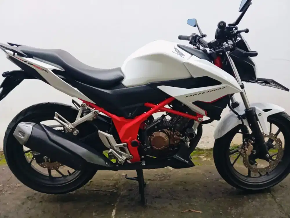 Dijual Honda CB150R StreetFire Tahun 2021