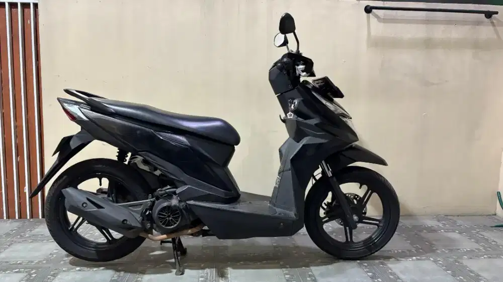 Beat eco 2017 lengkap tangan pertama