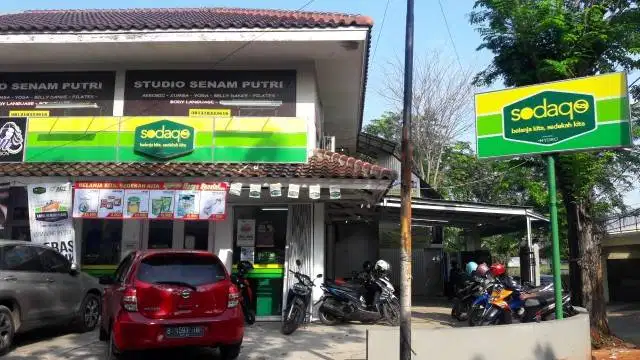 TEMPAT USAHA lokasi STRATEGIS, posisi di HOEK