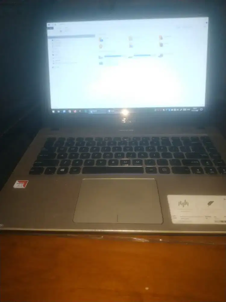 Laptop Asus slim ga ada minus Jos ekstra jos