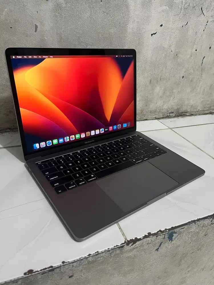 MacBook Pro - 13in - 2017