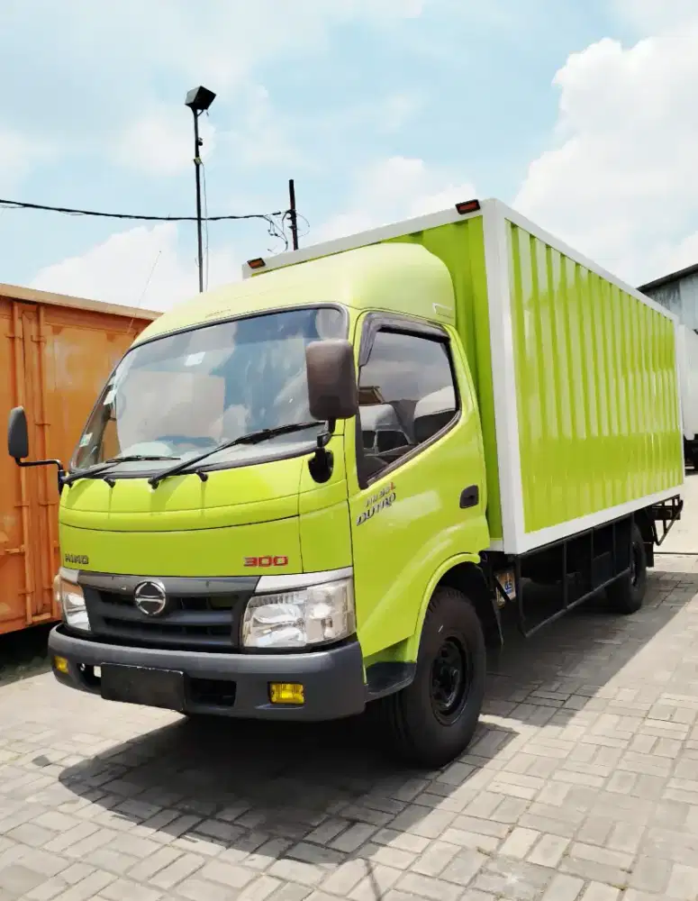 HINO DUTRO 4 BAN CDE SUPER LONG 110 SDL BOX KONDISI ISTIMEWA CANTER