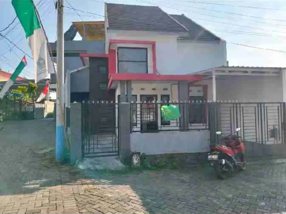 Kontrakan 3 kamar Sewa Rumah Malang Suhat Strategis