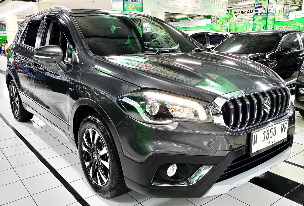 Suzuki SX4 S-Cross 1.5 Abu-Abu 2019 Matic / AT ISTIMEWA BOSS !!!