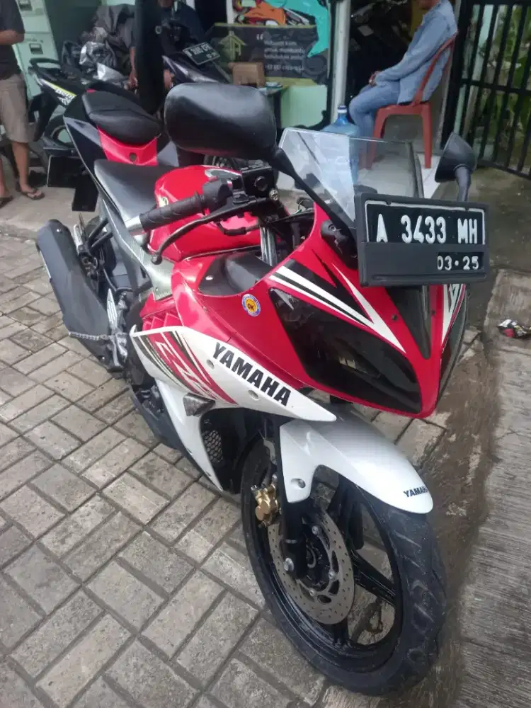 Yamaha r15 masih sehat ori